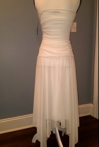 BIG PRICE⬇️TRIXXI NWT WHITE DRESS SIZE S - Picture 5 of 16